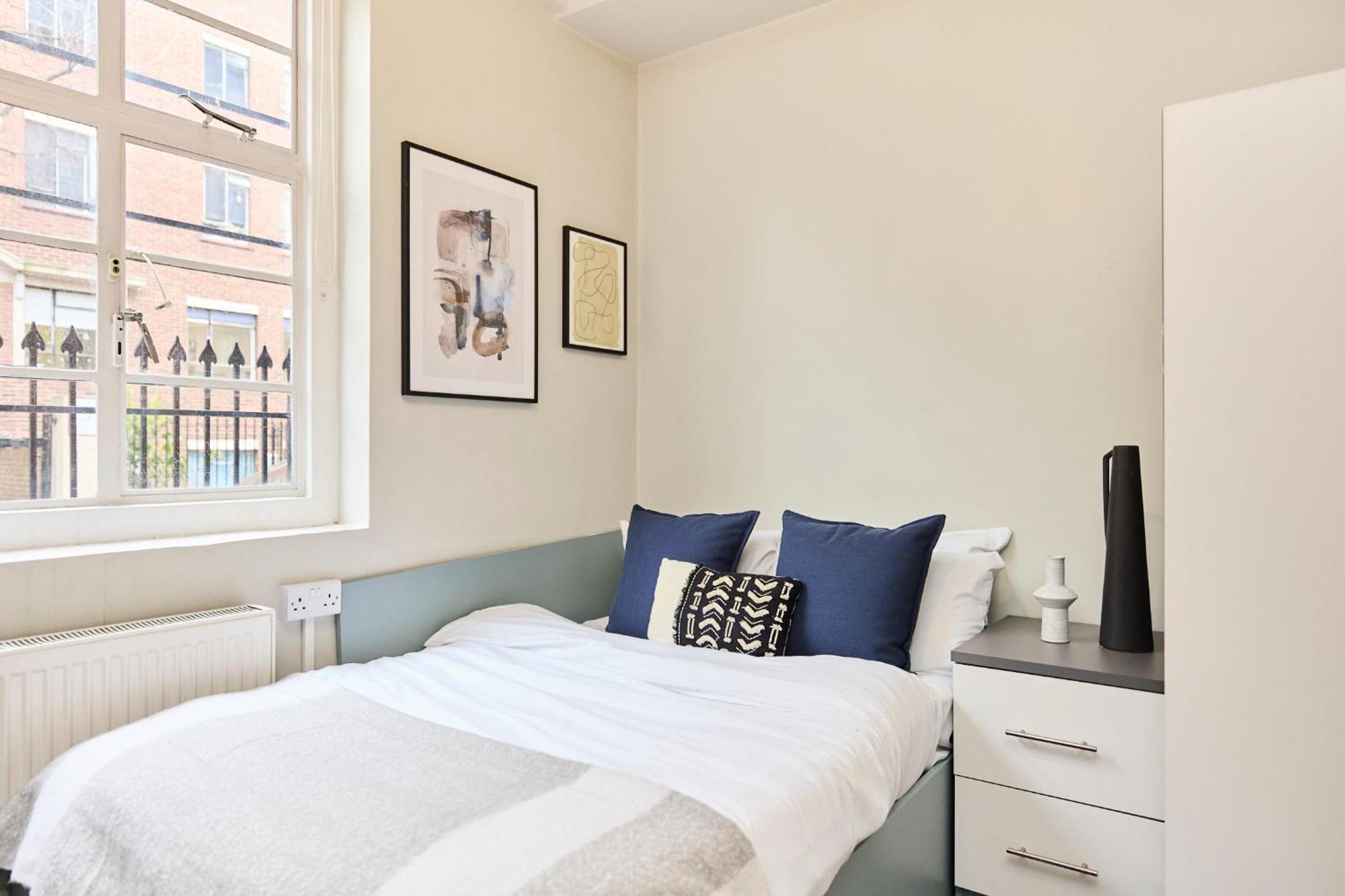 Louise House Hostel London Exterior photo
